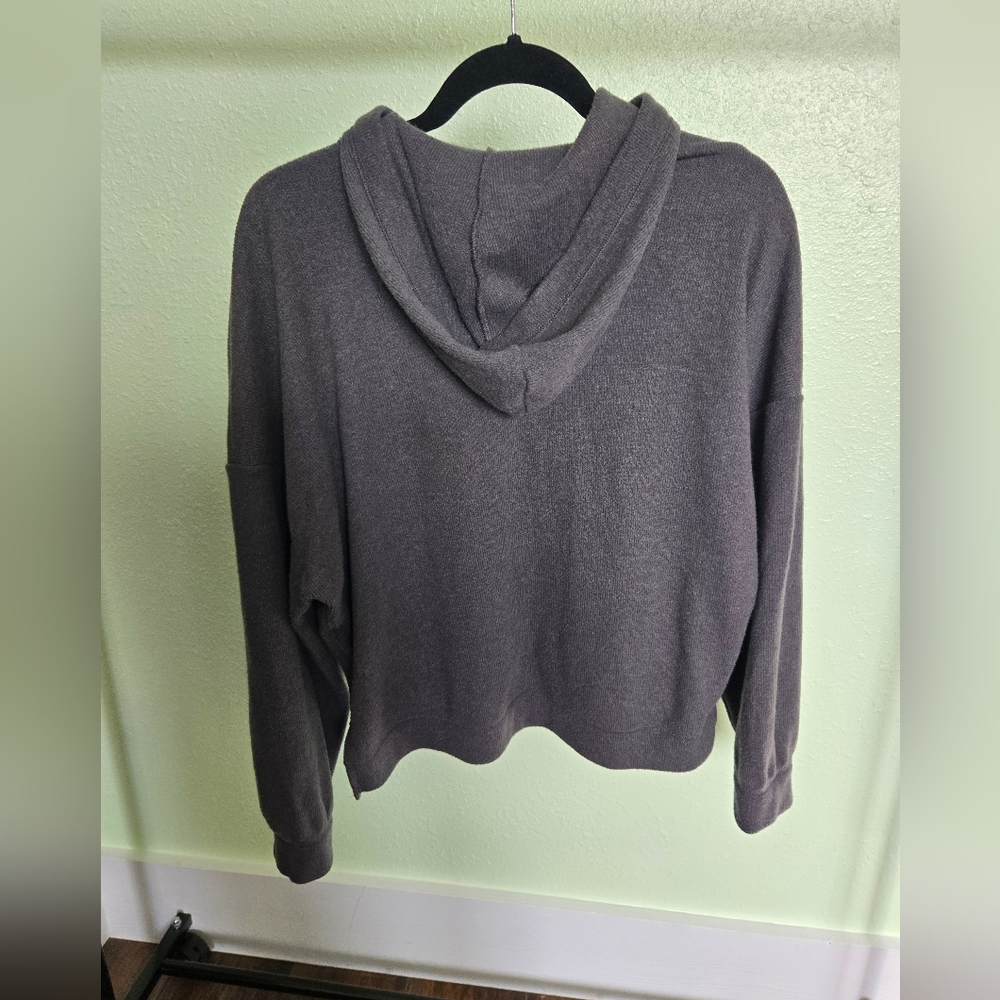 Abercrombie & Fitch Dark Gray V-Neck Sweater - Picture 3 of 3